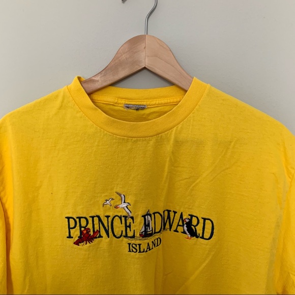 Price Edward Island T-Shirt - Picture 3 of 4